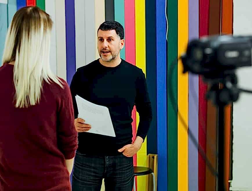 tv presenter tv presenter
