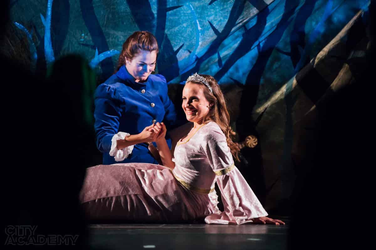 SLEEPING BEAUTY | THE CRYPT, ST JAMES'S | DEC 2015 SLEEPING BEAUTY | THE CRYPT, ST JAMES'S | DEC 2015