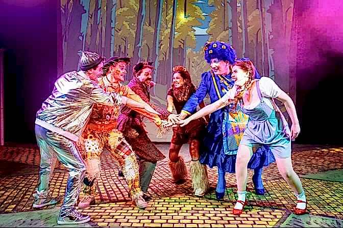 WIZARD OF OZ | BRIDEWELL THEATRE | DECEMBER 2024 WIZARD OF OZ | BRIDEWELL THEATRE | DECEMBER 2024