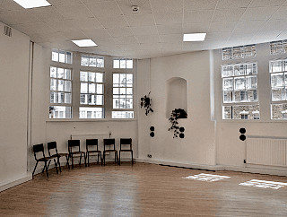 Studio 4