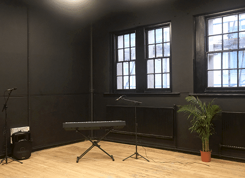 Studio 6